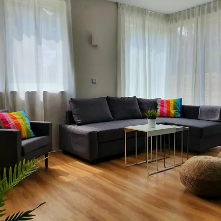 Apartament Dinda Apartman 1