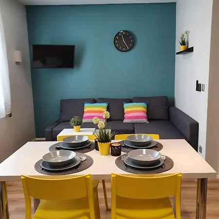 Dinda Apartman 1 Apartament