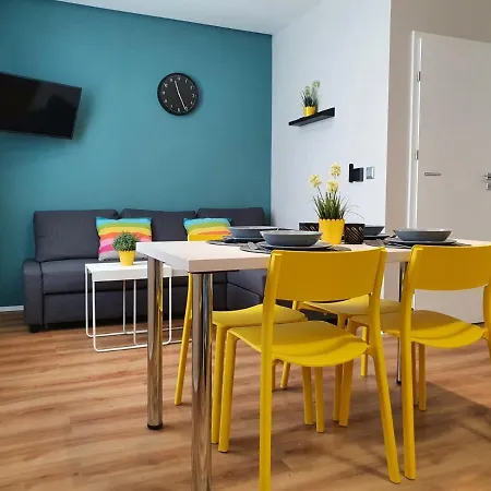 Dinda Apartman 1 Apartament *